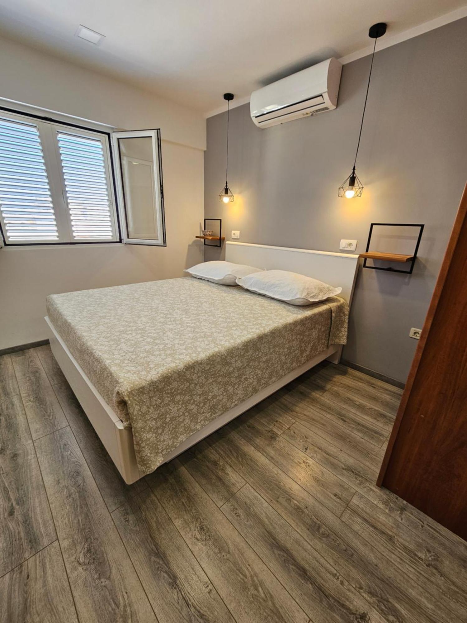 Apartmani Nikmar Makarska Exterior foto